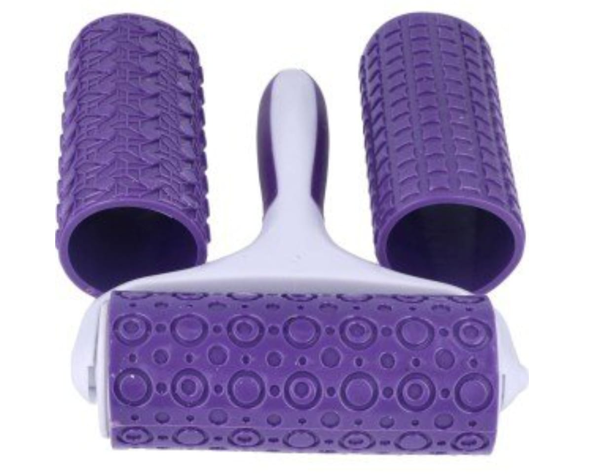 DECORATIVE ROLLER FOR CAKES