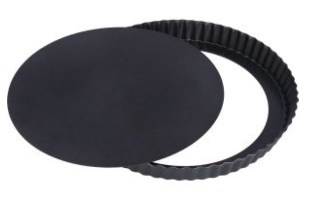 TART MOULD WITH REMOVABLE BOTTOM