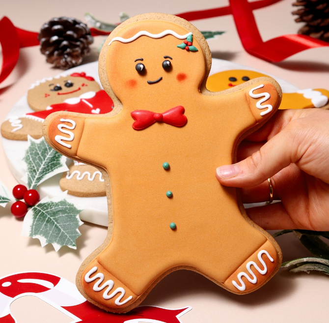 TAGLIABISCOTTI GIGANTI ― GINGERBREAD